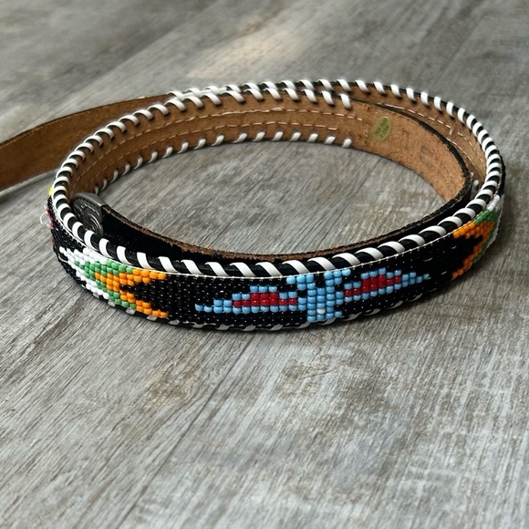 Vintage leather beaded belt - Picture 6 of 14